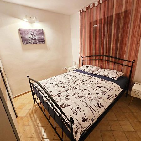 Apartman Mihaela Vrsi Εξωτερικό φωτογραφία