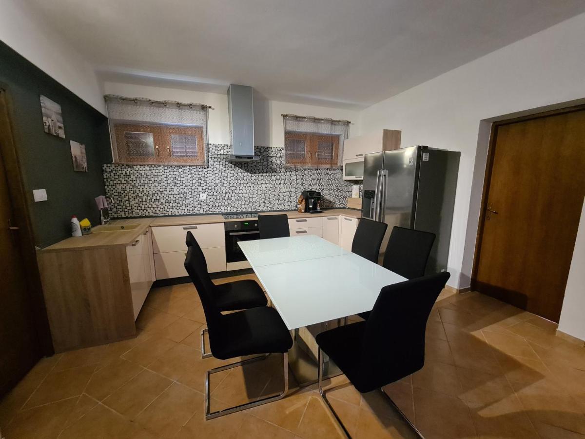 Apartman Mihaela Vrsi Εξωτερικό φωτογραφία